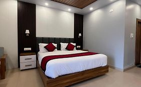 Toorsa Riverside Resort